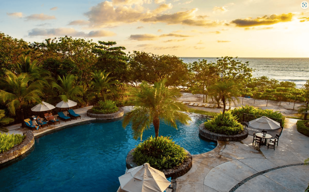 Villa Tuscana | Luxury Golf-Front Tuscan-Style Estate in Hacienda Pinilla