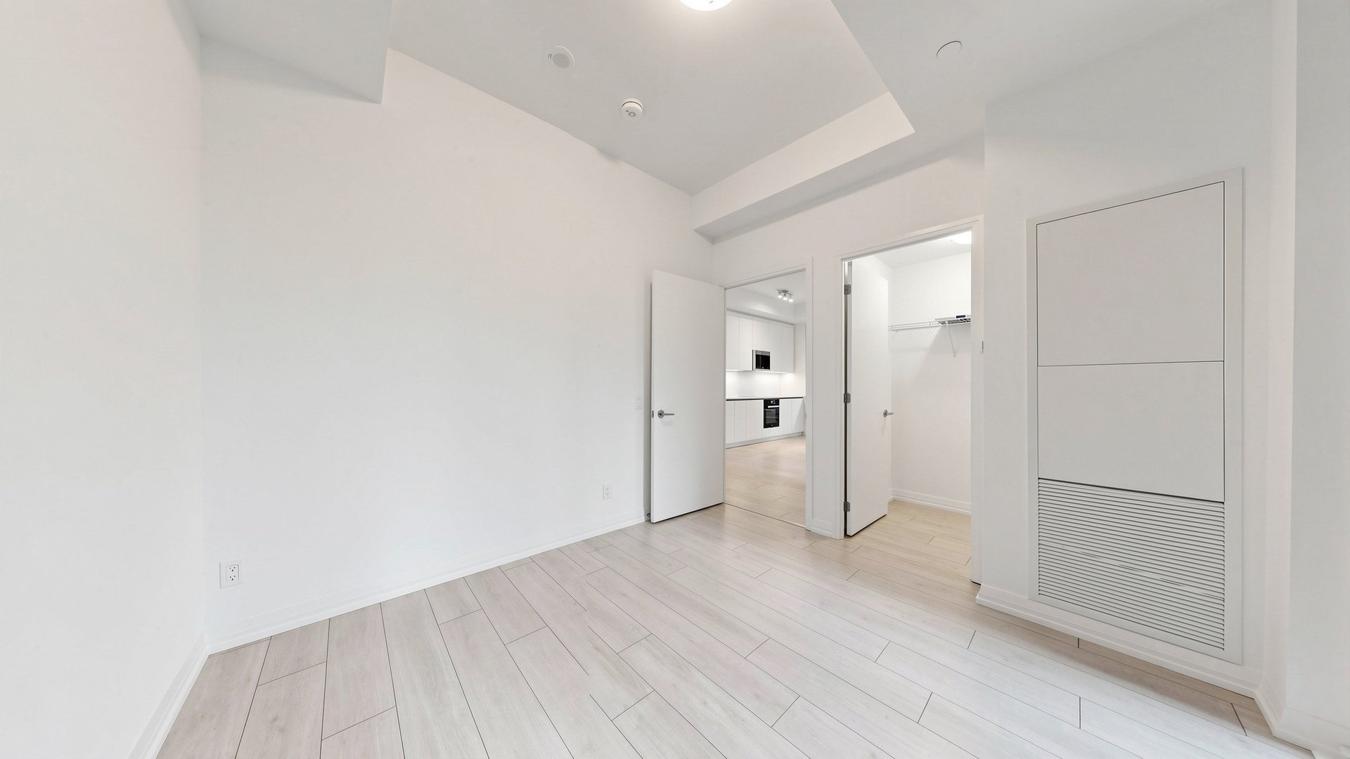 Luxury King West Residence