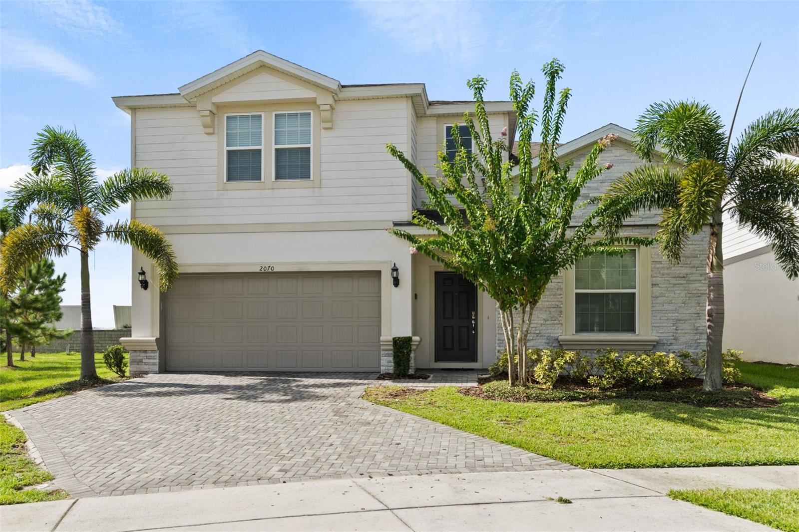 2070 LELANI CIRCLE