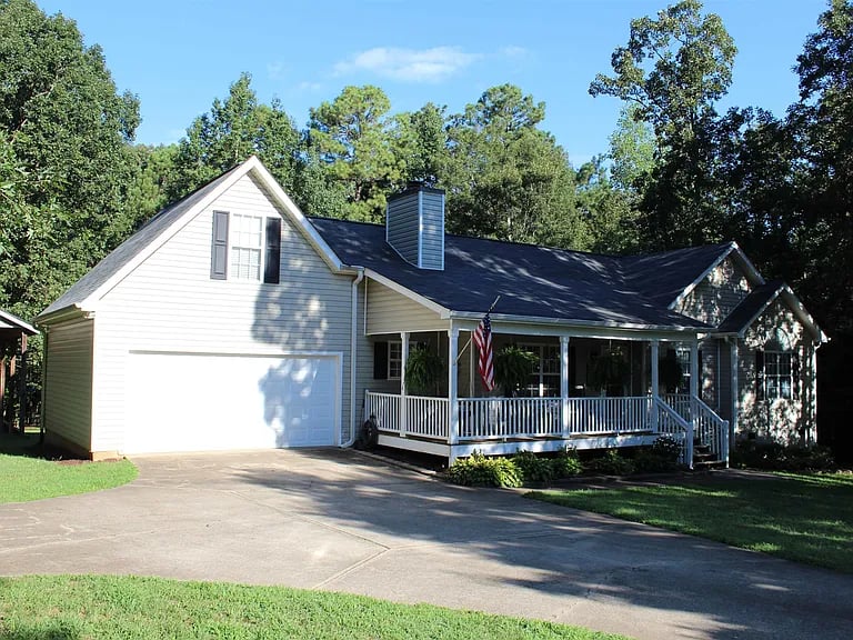 111 Moonlight Ct