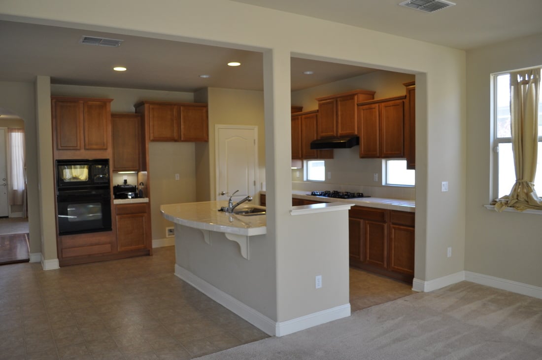 Short Sale in West Sacramento! 3855 Otay St. West Sacramento, CA 95691