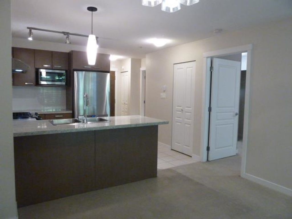 9500 Odlin Rd, #126