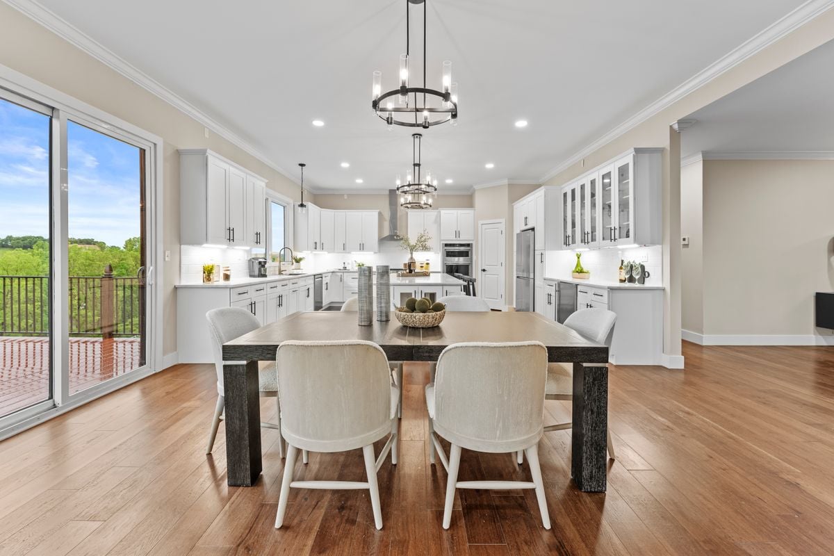 Completed New Construction Ranch in Saint Albans Vineyards