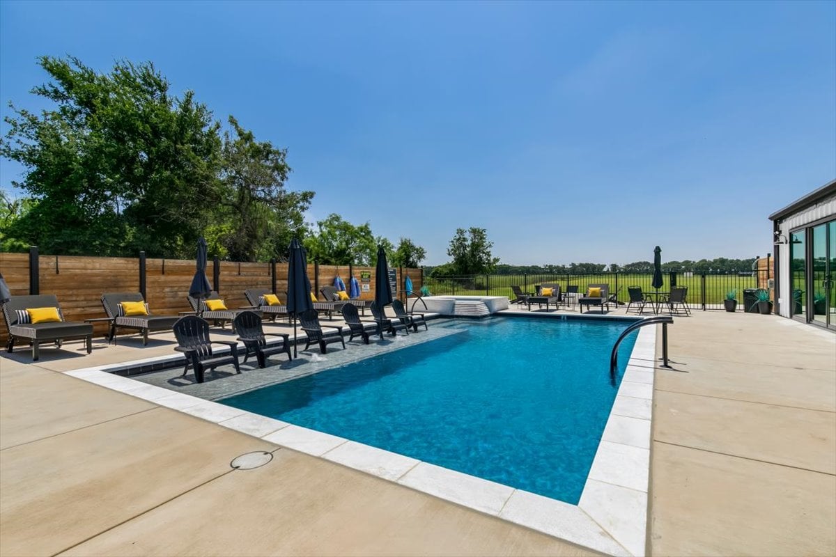 11- Unit Boutique Short Term Rental