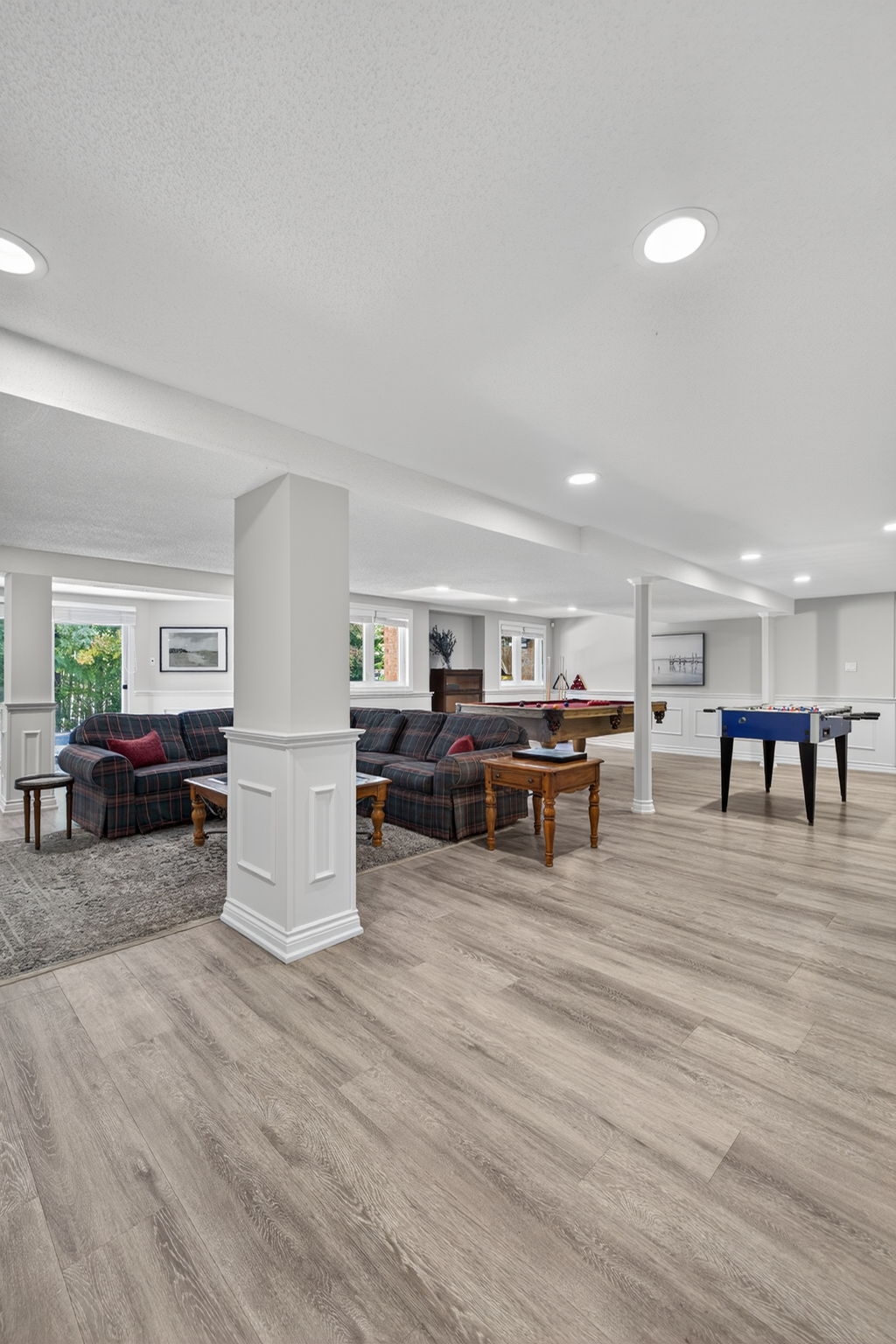 6 Falling Leaf Crt, Aurora