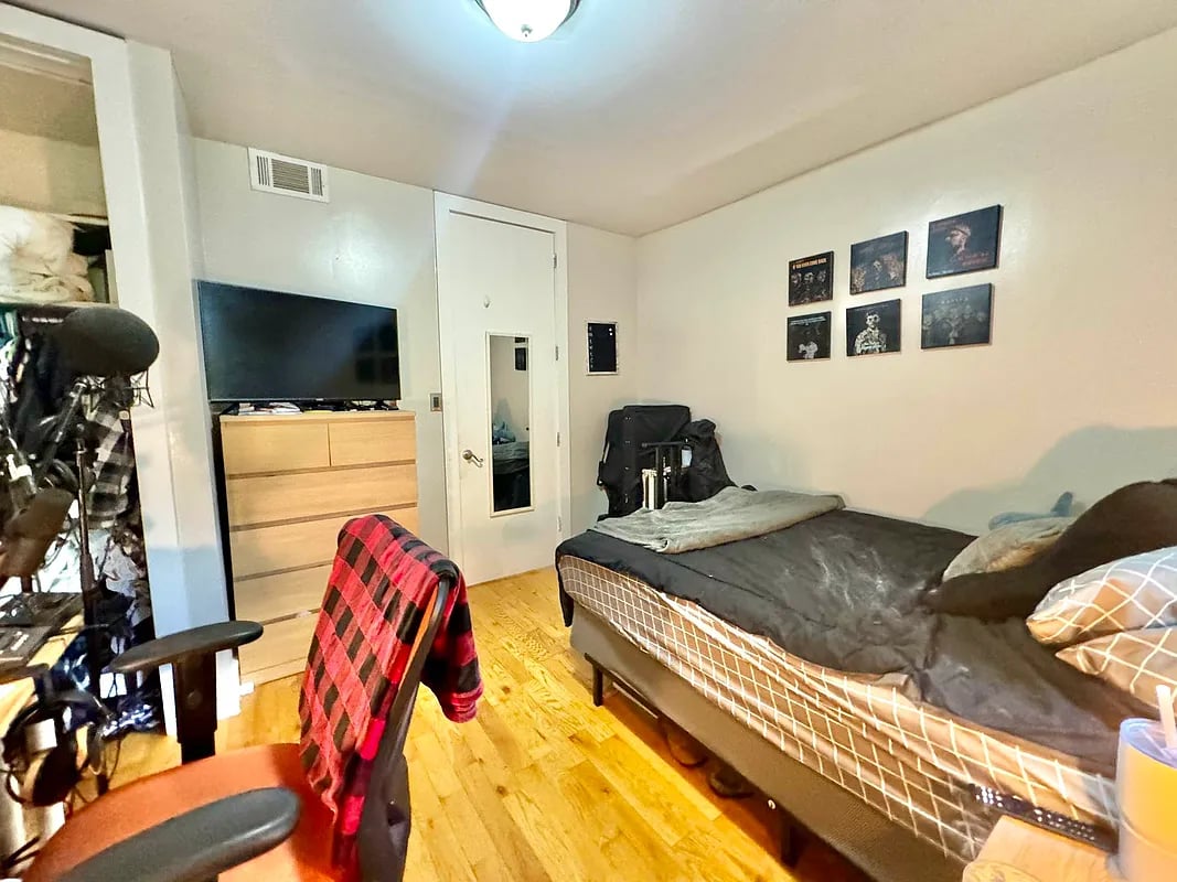 673 Classon Avenue 4L