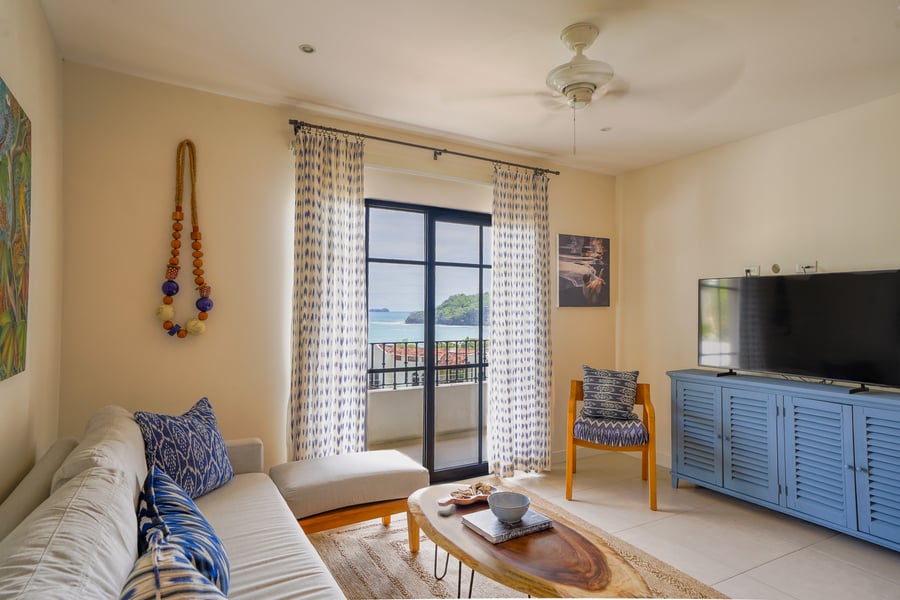 7653 Terraced Flats | Turnkey 2-Bedroom Residence in Las Catalinas