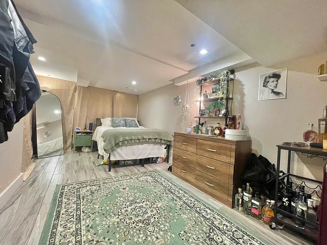 193A Nostrand Ave 1