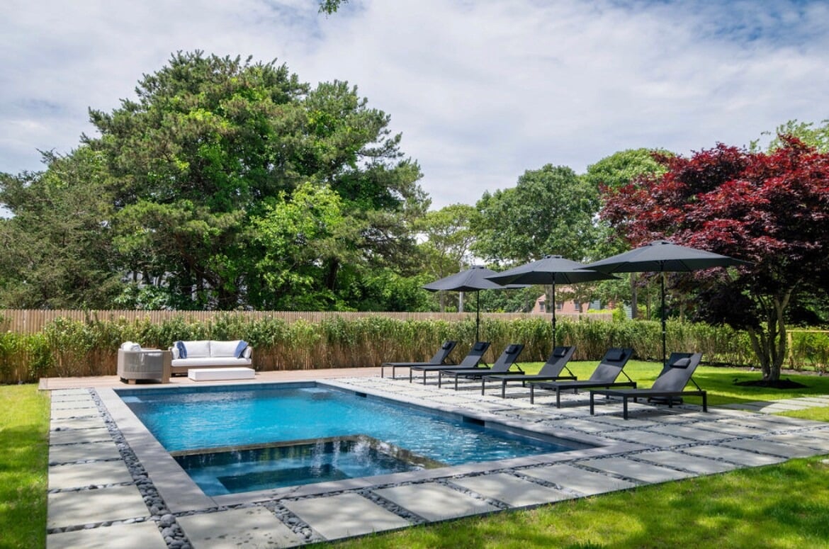 Edgartown Designer Retreat With Pool & Hot Tub