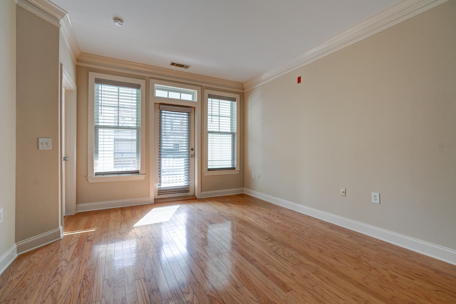 One Belle Hall