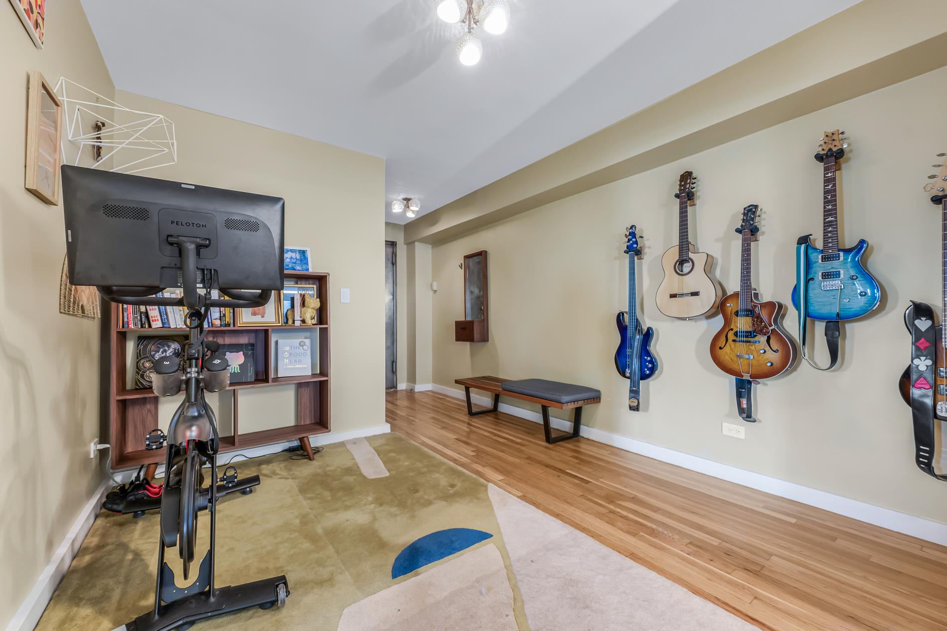 425 East Street #4B