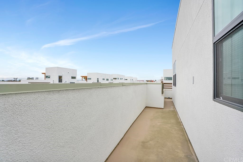 1687 Monarch 17 West