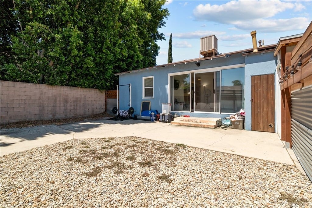 9334 Burnet Ave