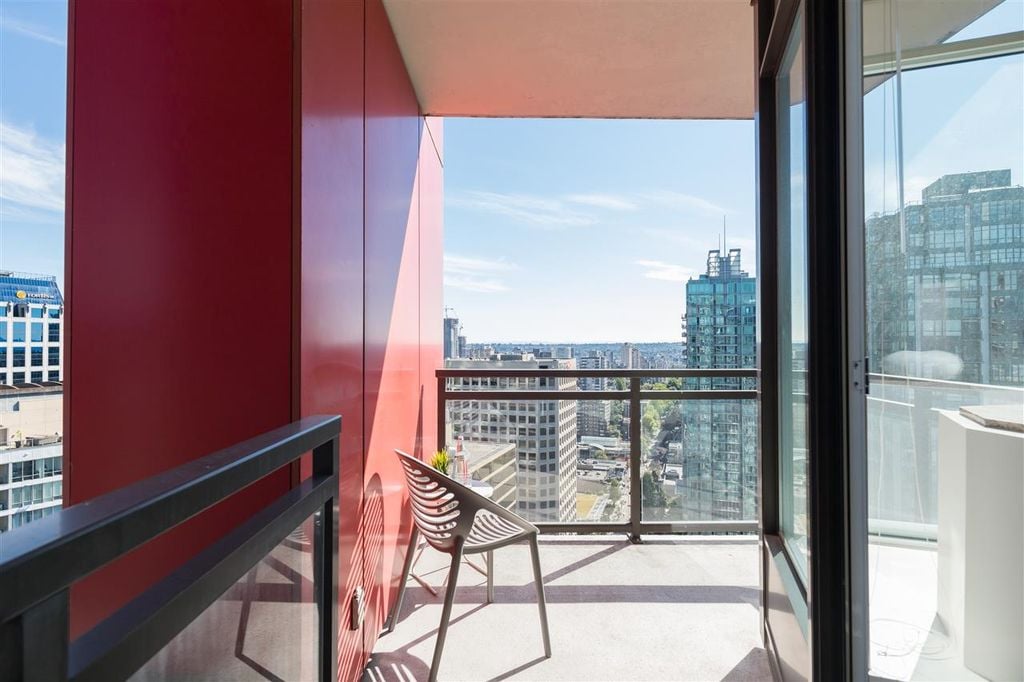 1211 Melville St, #3201