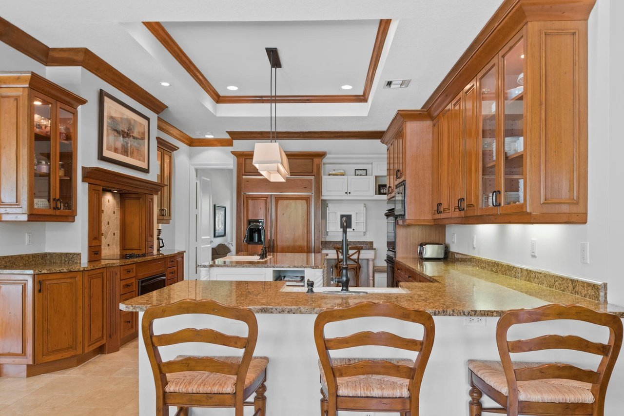 15511 Ocean Breeze Ln