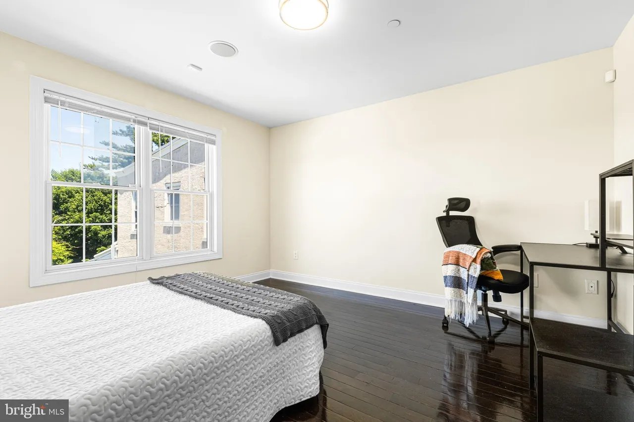 308 DUPONT STREET