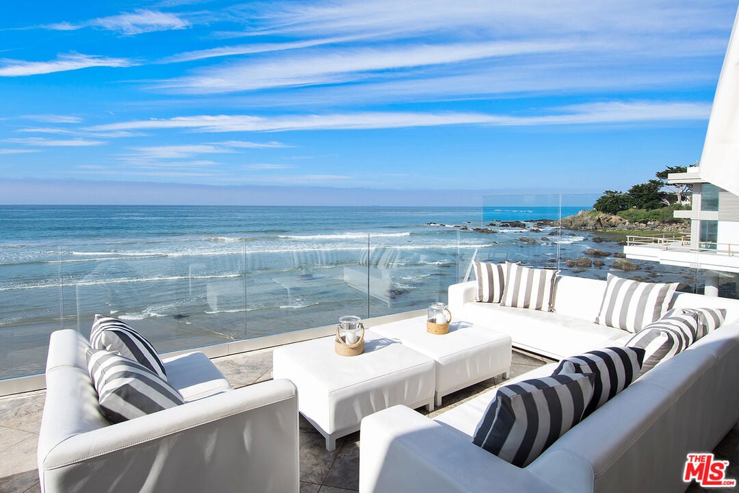 Solis Crest, Broad Beach Rd, 90265