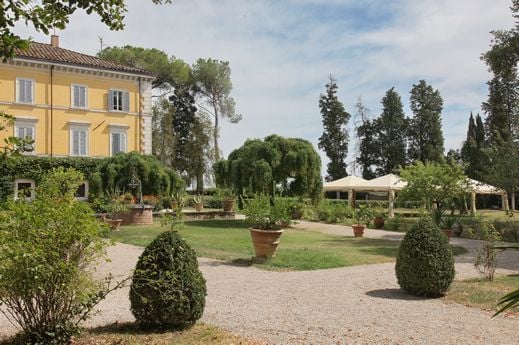 Luxury Villa Near Perugia with Pool