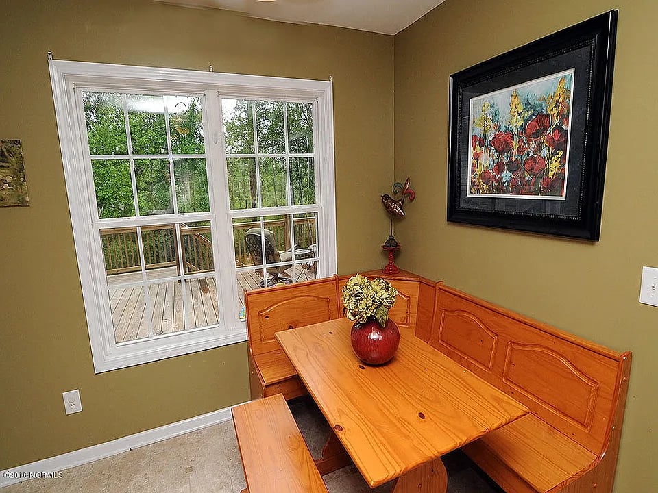 317 Dove Field Ct