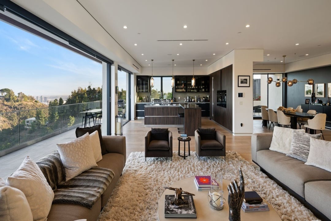 Aurelian Crest, Linda Flora Dr, 90049