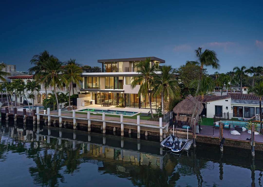 641 Flamingo Dr