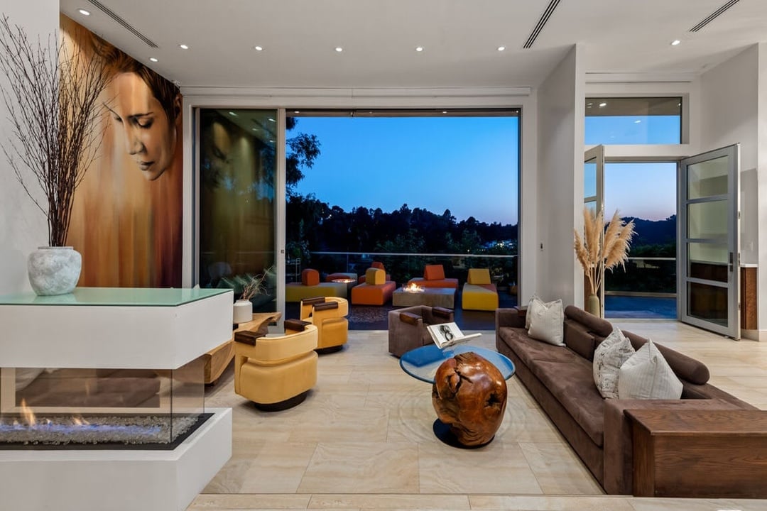 View Opulent