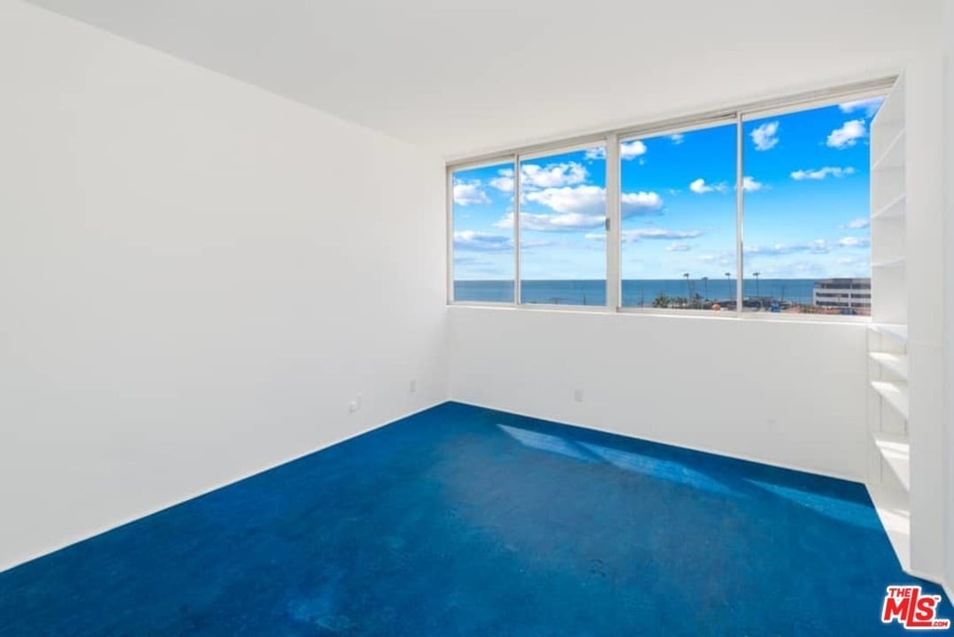 17368 W Sunset Blvd #206