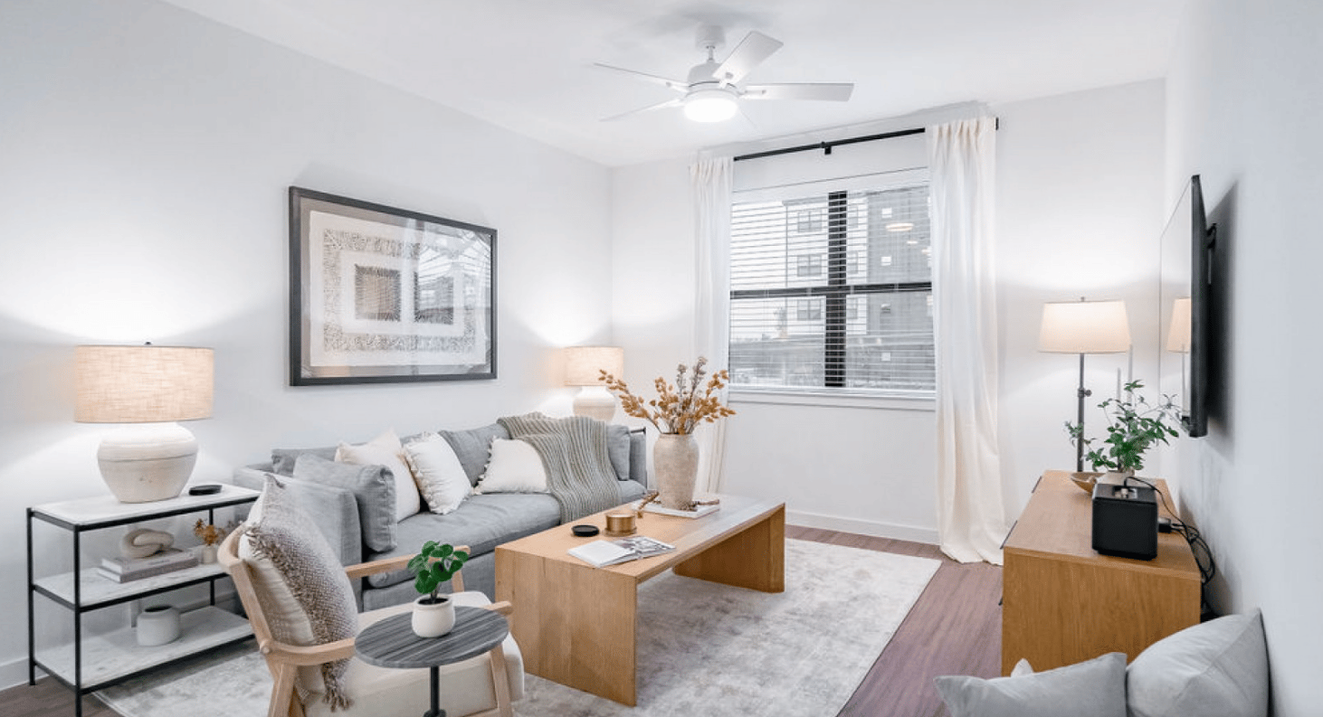 Lease Now & Receive Up To 8 Weeks FREE On Base Rent + An Additional $2,500 Gift Card!