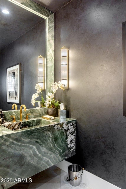 11268 E Moonlight CYN