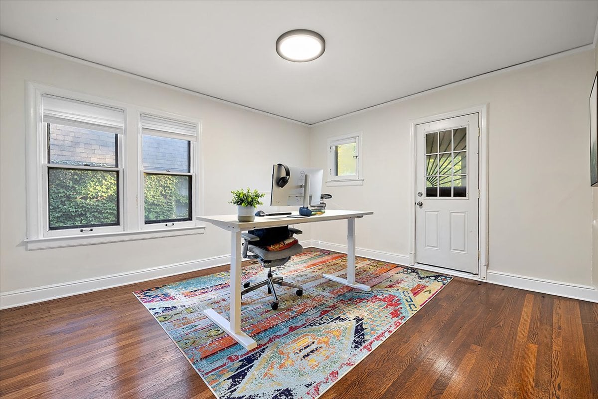 18214 Parkside Street