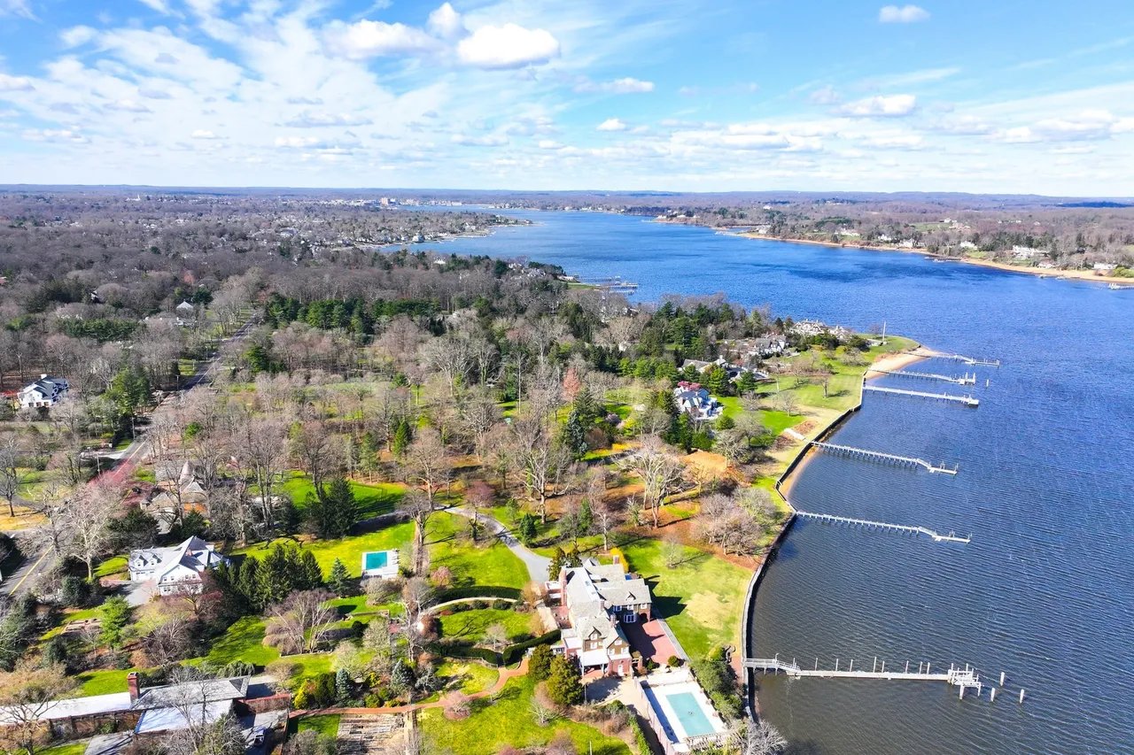 70 W River Rd