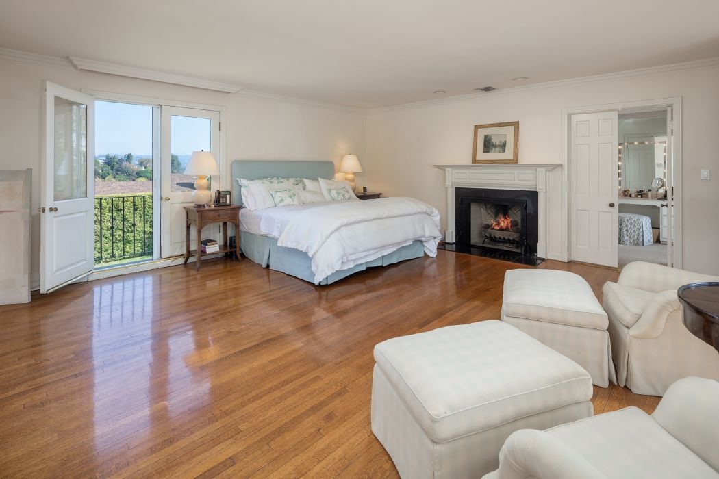 275 Bentley Cir