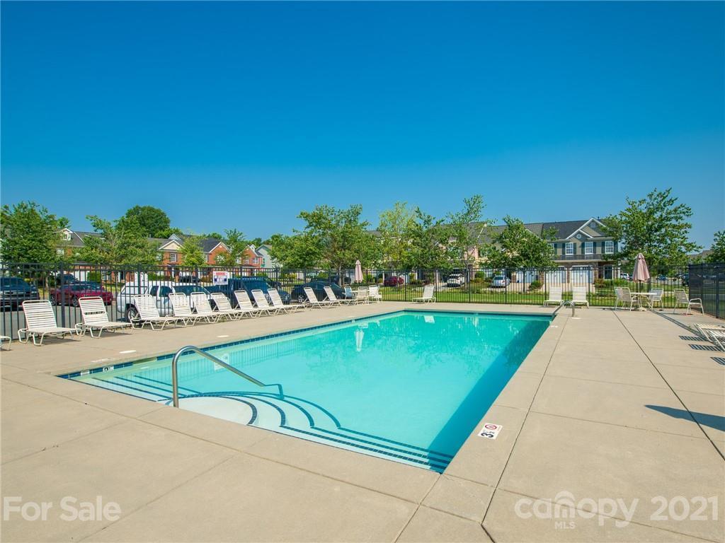 4535 Tradd Cir