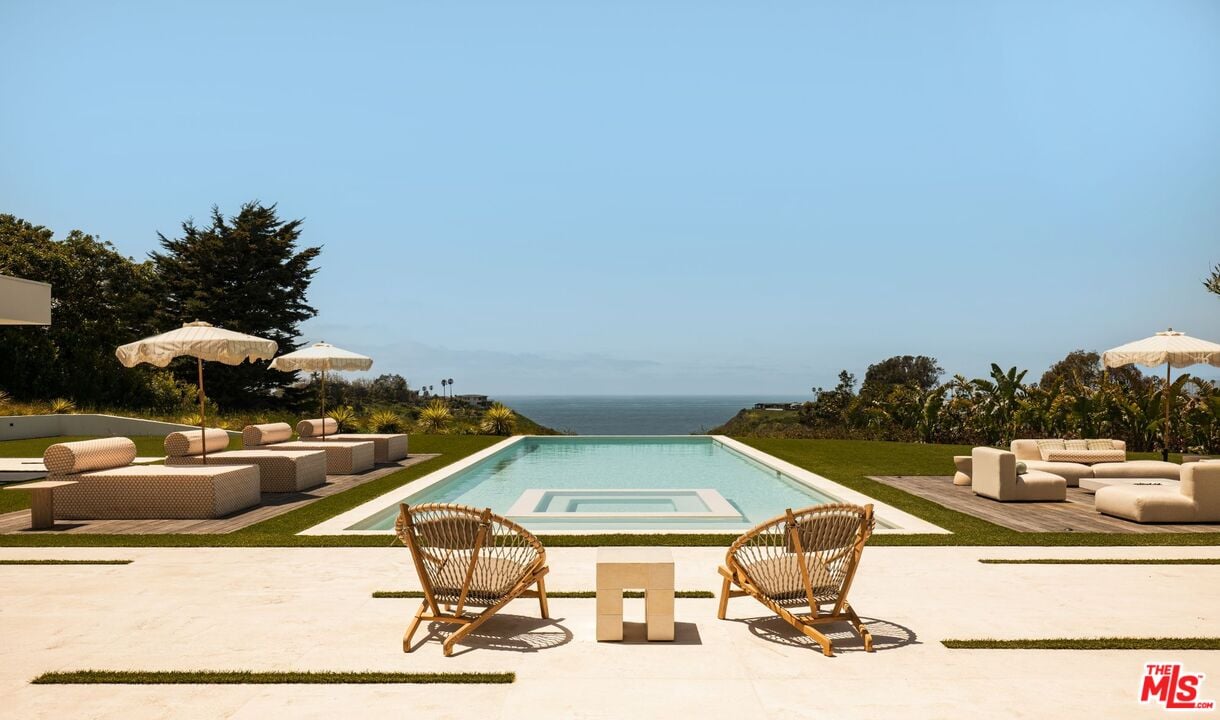 Skyreach Manor, Dume Dr, 90265