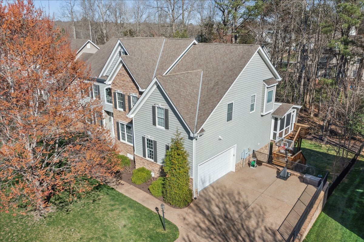 4513 Lake Summer Mews