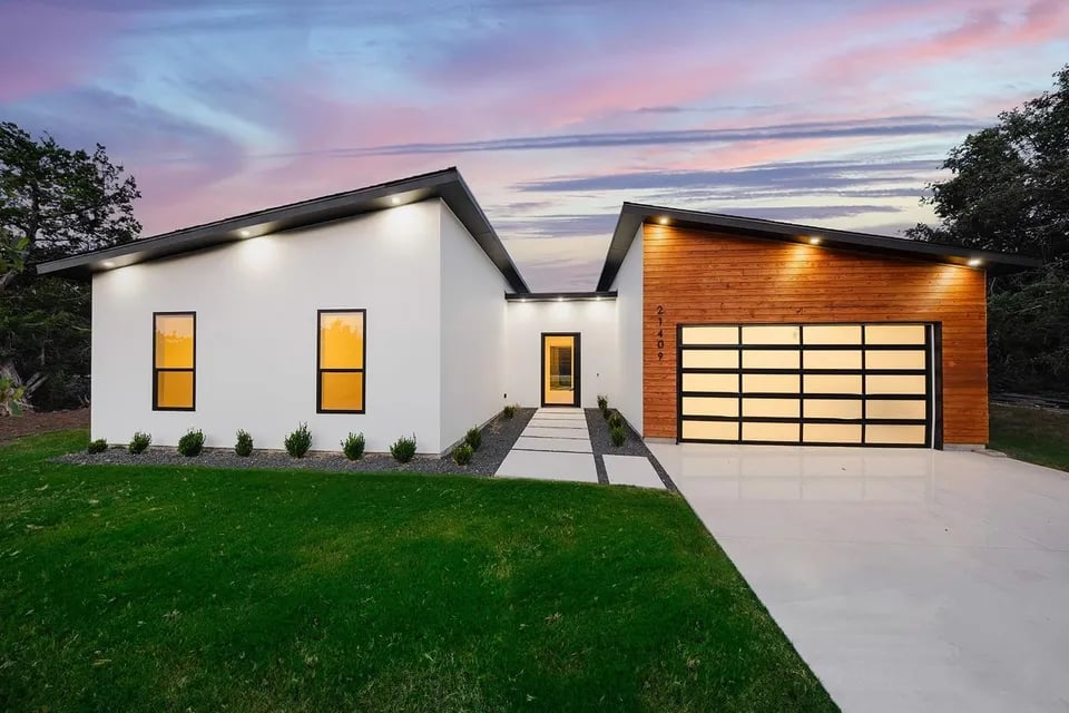 21409 Patton Ave