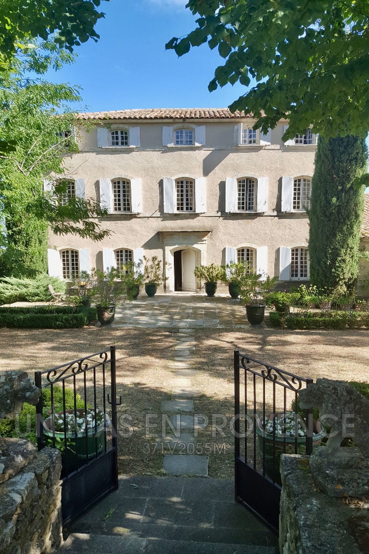 Luxurious Property in Bonnieux