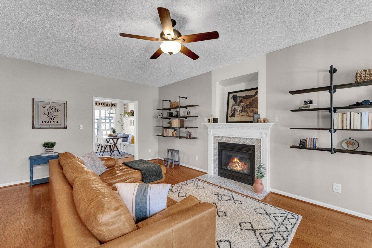 519 Kinsman Ct