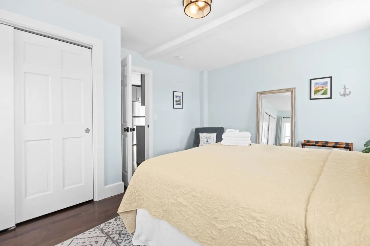 Fabulous Pied-á-Terre Close to Beaches & Downtown!