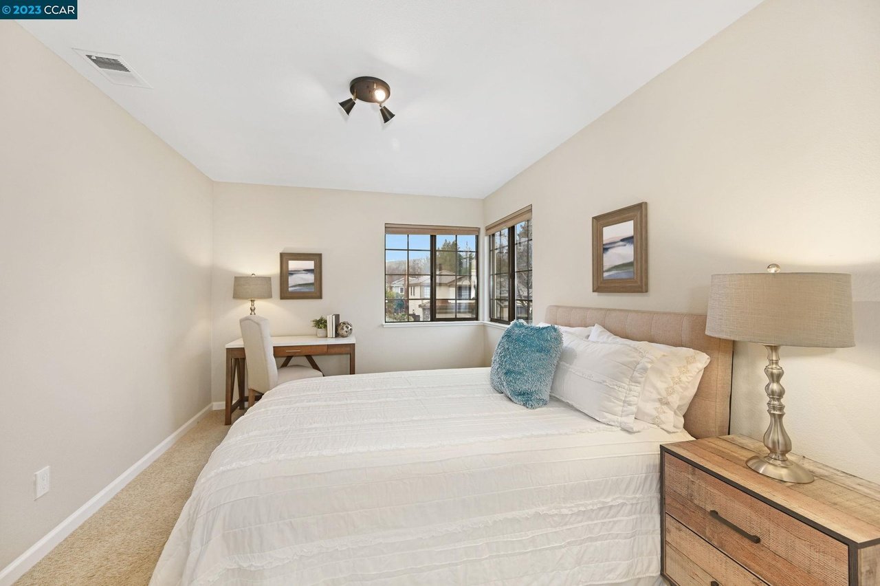 35 San Vicente Ct, Danville