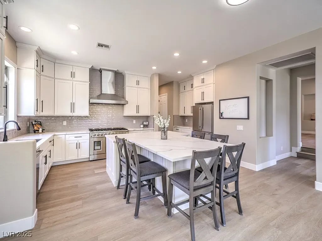 11 Canoa Hills Dr