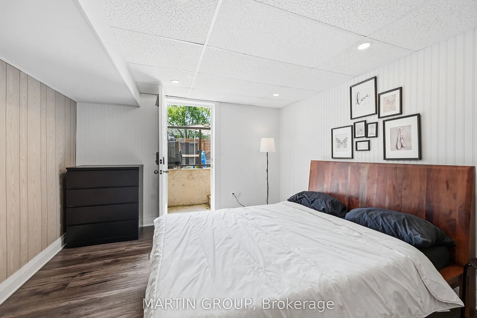 376 Carrier Ln
