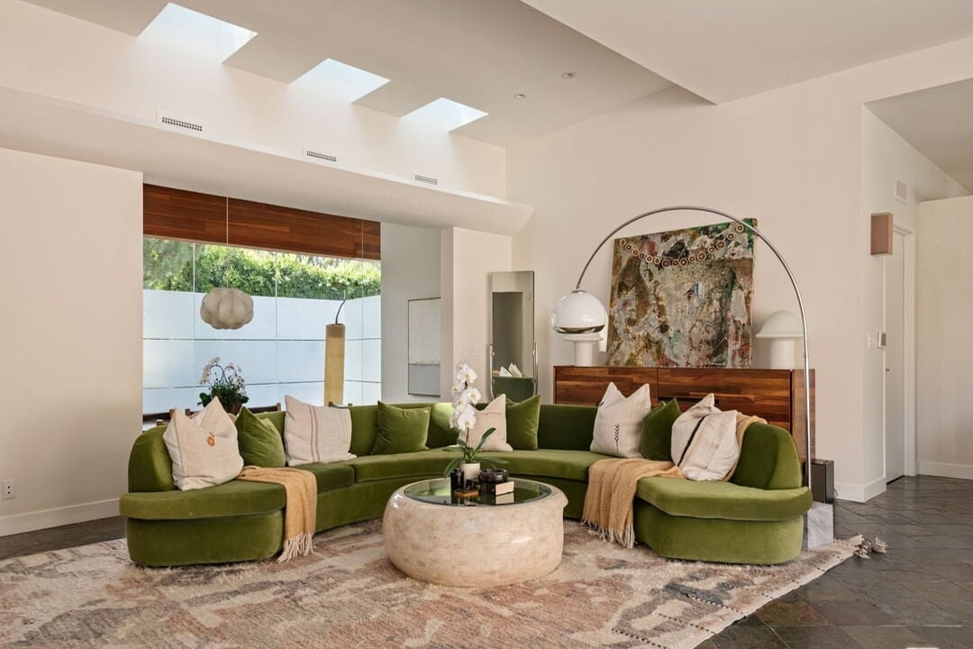 Northstar Pavilion, Amor Rd, 90046