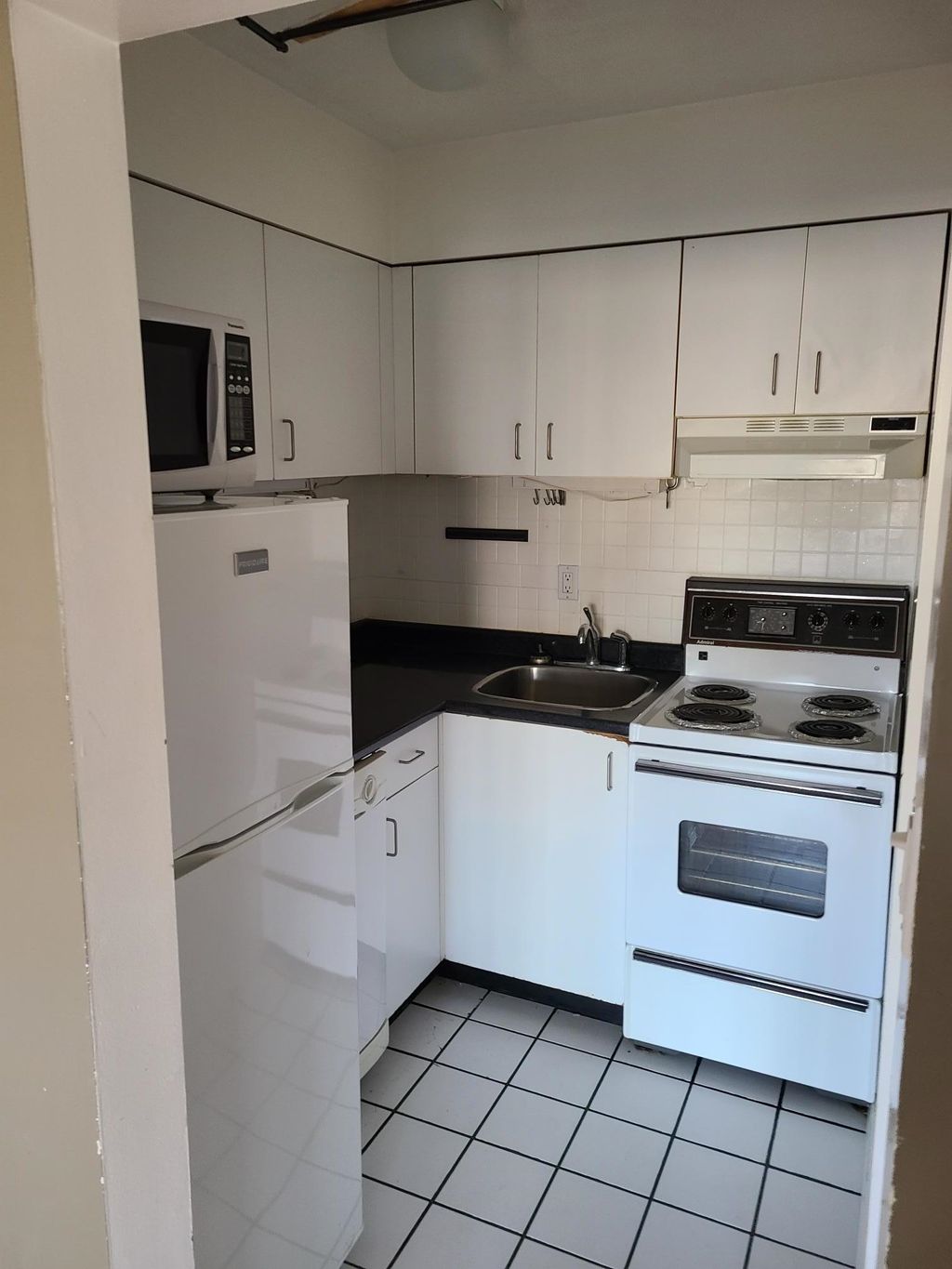 2211 W 5th Ave, #308