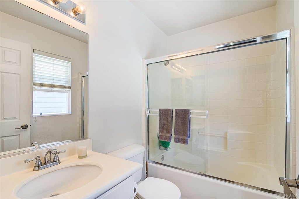 7461 Shelter Cove Cir