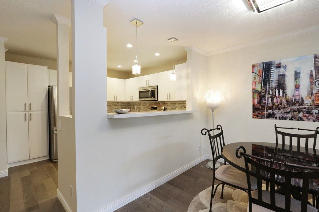 2800 Chesterfield Ave, #210