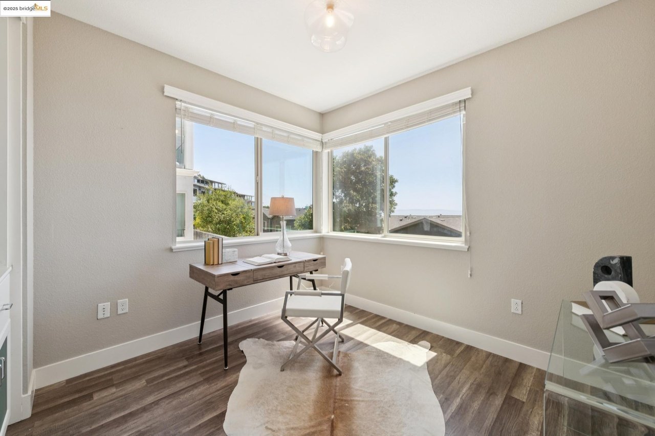 6757 Skyview Dr