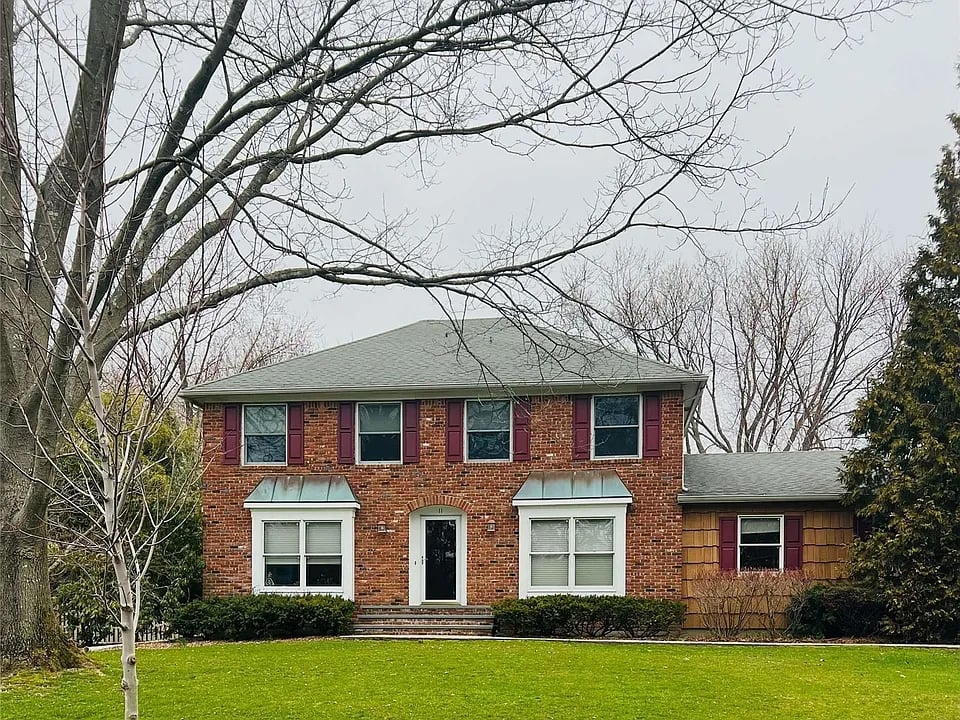 11 Walden Pl