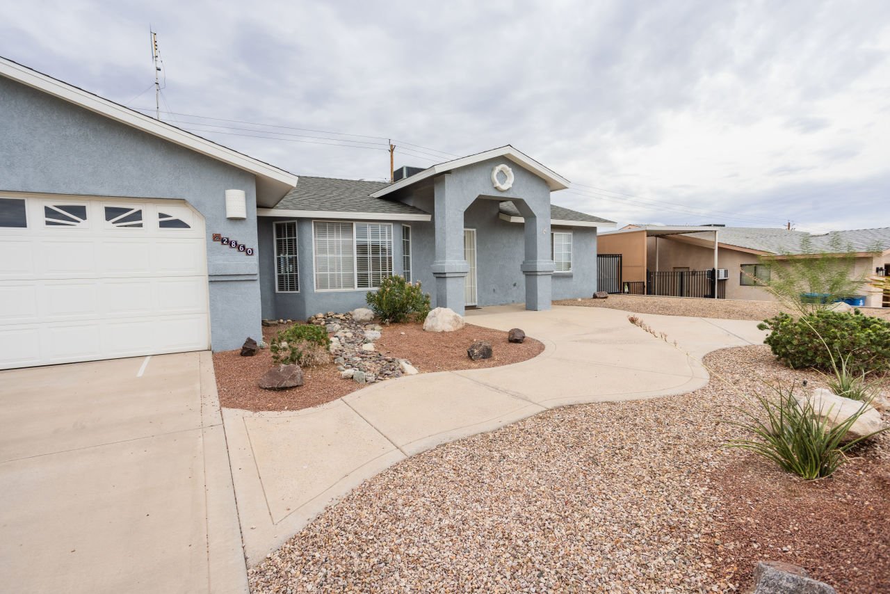 2860 Arabian Dr