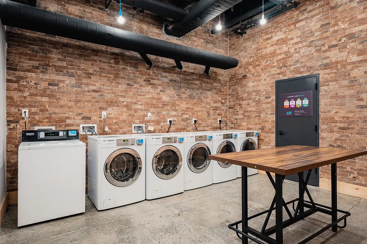 255 18th Street #107